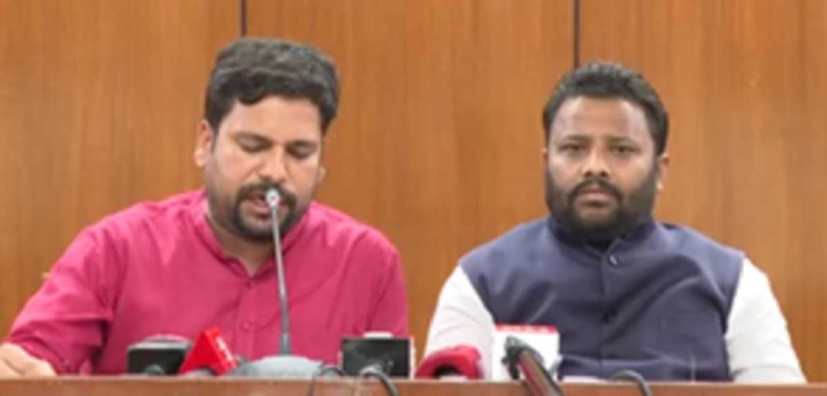 दिल्ली की बसों में तैनात 10,000 से ज्यादा मार्शल परिवार नहीं चला पा रहे : आप दिल्ली की बसों में तैनात 10,000 से ज्यादा मार्शल परिवार नहीं चला पा रहे : आप